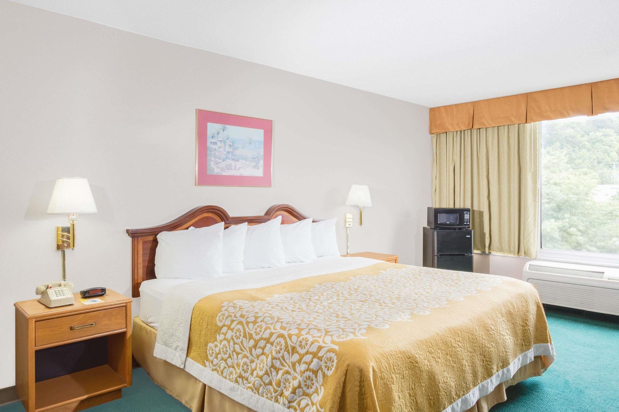 Days Inn By Wyndham Cambridge Exteriér fotografie