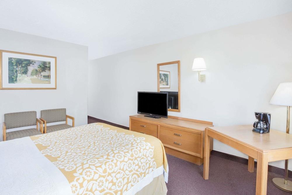 Days Inn By Wyndham Cambridge Exteriér fotografie